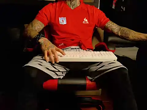 Molotov Explosive online show from November 7, 12:10 am