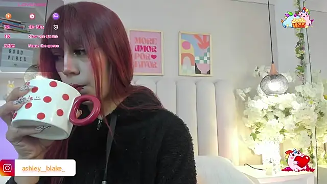 Isabella  gonzalez  online show from December 19, 3:35 am