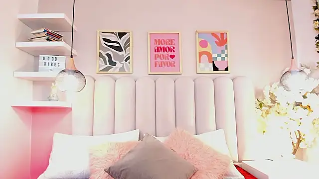 Isabella  gonzalez  online show from January 14, 6:08 am