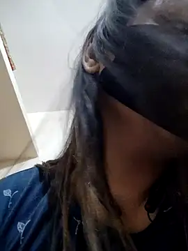 Tanha18 online show from October 15, 7:03 pm