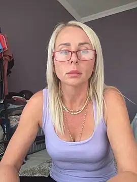 ElenabonyX online show from October 11, 12:36 pm