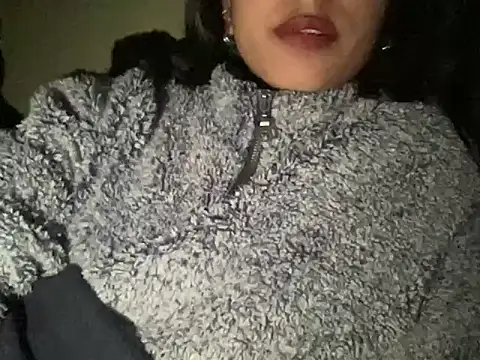 youngriri2 online show from November 16, 7:41 pm