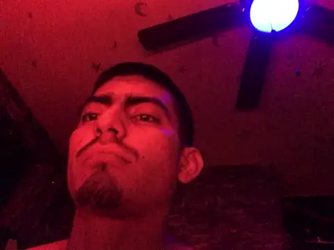 Snapshot of Kike8090 chatting on March 28, 5:45 pm Kike8090 online show from March 28, 5:45 pm