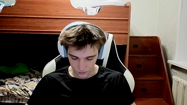 Snapshot of sweeetangeel chatting on November 4, 5:56 pm sweeetangeel online show from November 4, 5:56 pm