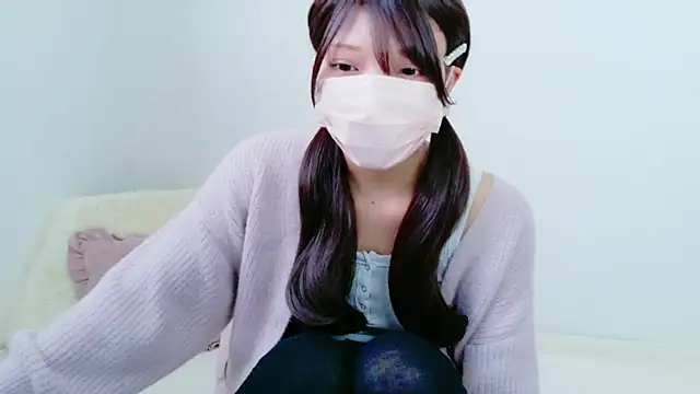 Snapshot of Ichikachan chatting on March 5, 2:51 am Ichikachan online show from March 5, 2:51 am