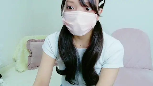 Snapshot of Ichikachan chatting on March 6, 2:41 am Ichikachan online show from March 6, 2:41 am