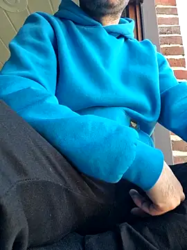 Snapshot of Nejatmert chatting on March 2, 2:13 pm Nejatmert online show from March 2, 2:13 pm