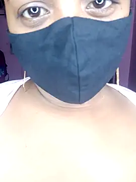 Snapshot of Chumu-quien chatting on October 29, 12:40 pm Chumu-quien online show from October 29, 12:40 pm