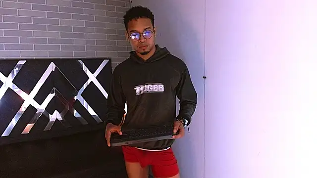 Snapshot of Jayden_Morris chatting on February 2, 11:53 am Jayden Morris online show from February 2, 11:53 am