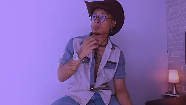 Jayden Morris online show from March 4, 7:31 pm