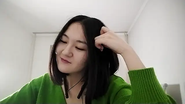 Lyndasilk online show from November 6, 3:13 pm