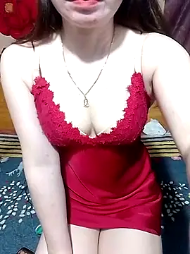 Snapshot of LeanaLy chatting on March 2, 7:15 am LeanaLy online show from March 2, 7:15 am