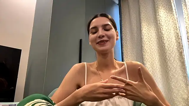 AlessiaChen online show from October 26, 8:09 am