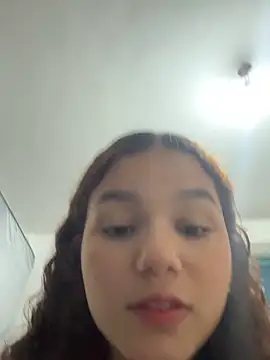 Snapshot of Eva_Dollhot chatting on October 22, 11:21 am Eva Dollhot online show from October 22, 11:21 am