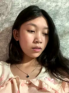 linh-lan1 online show from October 12, 7:18 am