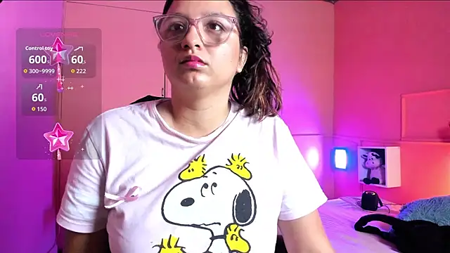 Snapshot of NerdyTHICC chatting on October 20, 12:05 pm NerdyTHICC online show from October 20, 12:05 pm