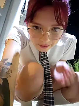 l0lita sweet online show from October 12, 11:15 pm