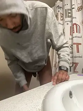 Tx swallower online show from December 1, 7:02 am