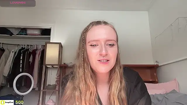 Pattyworld69 online show from April 11, 5:28 pm