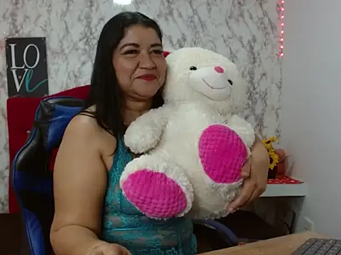  Danna Milf  online show from November 19, 1:16 am