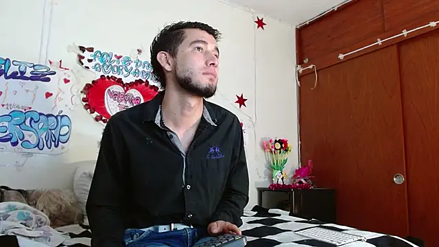 picante70  online show from March 19, 11:25 am