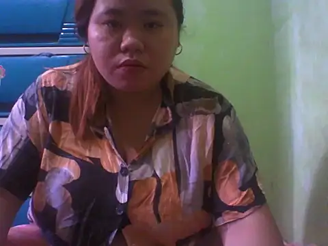 chubbybigtits 01 online show from October 18, 6:48 am