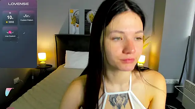 ChillGato online show from October 13, 1:38 am