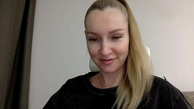 Snapshot of Neralith chatting on May 26, 5:31 pm Neralith online show from May 26, 5:31 pm