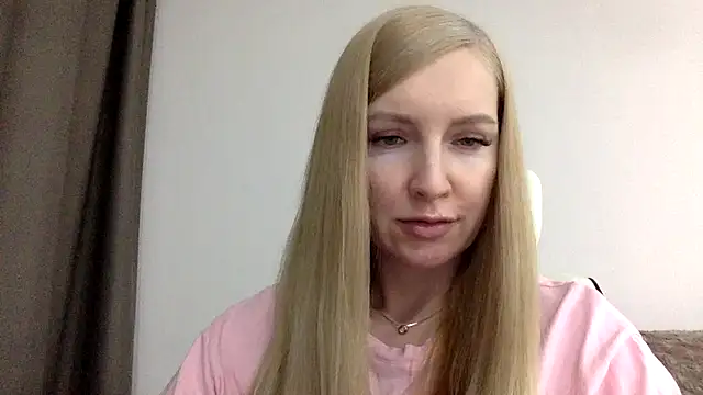 Snapshot of Neralith chatting on May 29, 7:01 pm Neralith online show from May 29, 7:01 pm