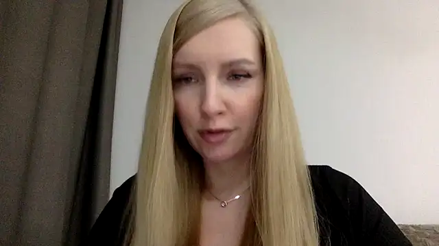 Snapshot of Neralith chatting on June 2, 6:32 pm Neralith online show from June 2, 6:32 pm
