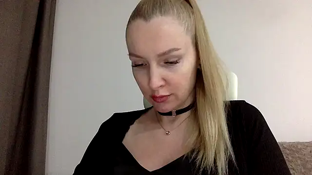 Snapshot of Neralith chatting on June 7, 6:33 pm Neralith online show from June 7, 6:33 pm