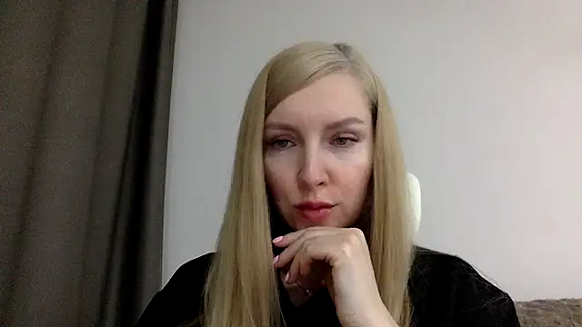 Snapshot of Neralith chatting on June 12, 5:56 pm Neralith online show from June 12, 5:56 pm
