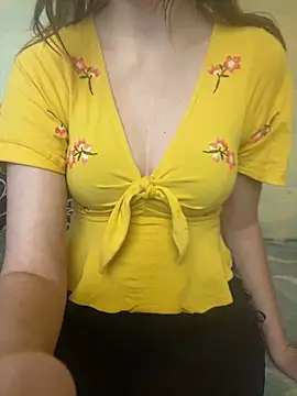 KittieCreme online show from November 9, 10:24 am