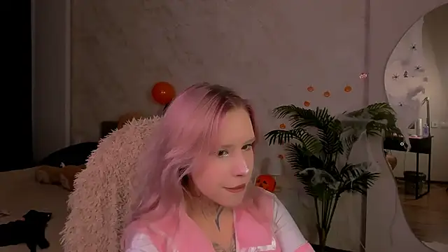 Snapshot of FaeRozellin chatting on November 1, 9:28 pm FaeRozellin online show from November 1, 9:28 pm