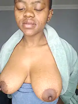 Snapshot of certifiedhottie2025 chatting on July 30, 6:23 am certifiedhottie2025 online show from July 30, 6:23 am