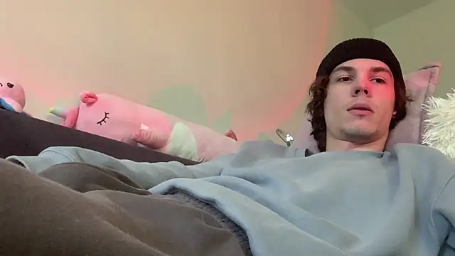 Snapshot of Jeremy1Scott chatting on June 22, 4:53 am Jeremy1Scott online show from June 22, 4:53 am