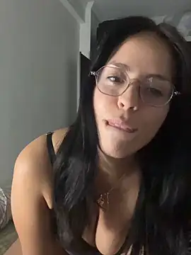 babecatalina online show from February 9, 4:27 am