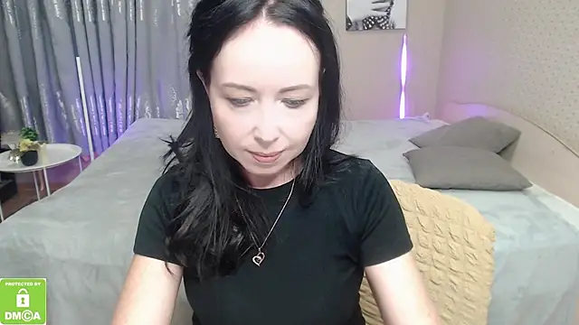 beautiful moon3 online show from October 30, 12:50 pm