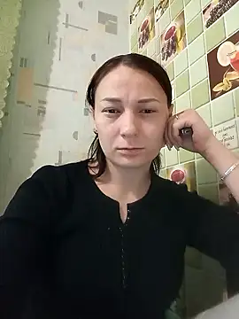 HollyDollsi online show from January 16, 8:18 am