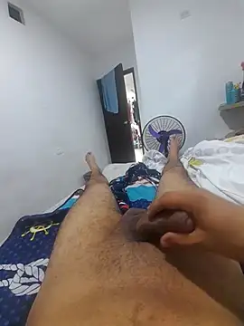 Snapshot of sexyandres_23 chatting on October 15, 11:10 am sexyandres 23 online show from October 15, 11:10 am