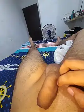 Snapshot of sexyandres_23 chatting on November 3, 6:47 am sexyandres 23 online show from November 3, 6:47 am