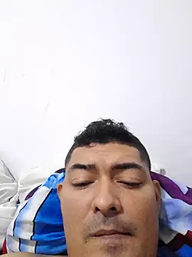 Snapshot of sexyandres_23 chatting on November 16, 11:10 pm sexyandres 23 online show from November 16, 11:10 pm