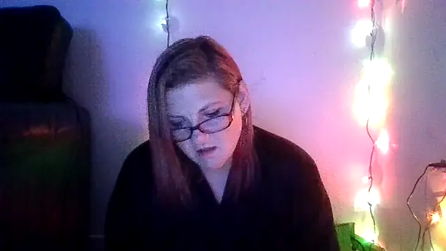 Snapshot of CloudyCockTeaser chatting on February 12, 1:33 am CloudyCockTeaser online show from February 12, 1:33 am