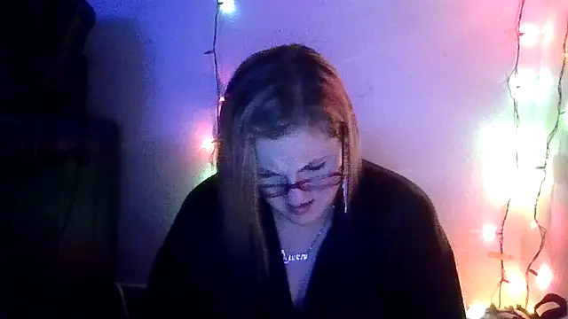 Snapshot of CloudyCockTeaser chatting on February 24, 9:07 am CloudyCockTeaser online show from February 24, 9:07 am