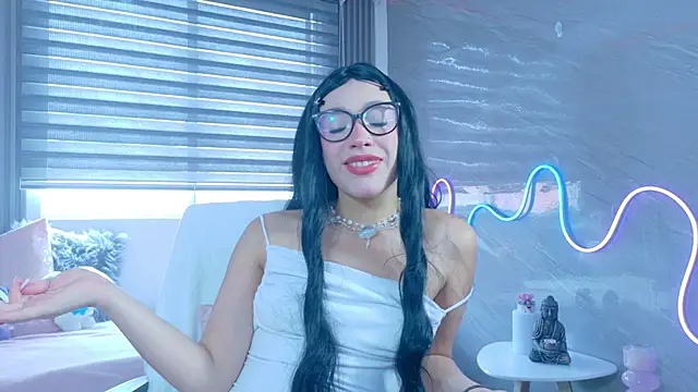 Snapshot of Naaomi_cute chatting on October 27, 7:40 pm Naaomi cute online show from October 27, 7:40 pm