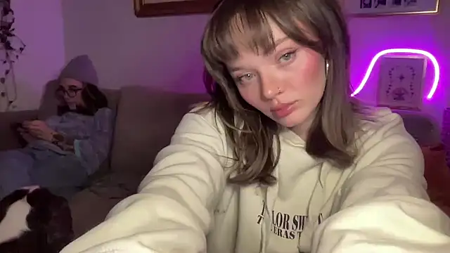 Snapshot of lill_daddysgirl chatting on January 9, 4:26 am lill daddysgirl online show from January 9, 4:26 am