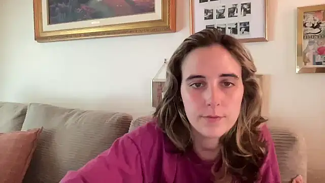 Snapshot of lill_daddysgirl chatting on February 20, 8:20 pm lill daddysgirl online show from February 20, 8:20 pm