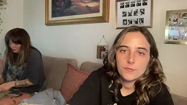 Snapshot of lill_daddysgirl chatting on March 2, 12:24 am lill daddysgirl online show from March 2, 12:24 am