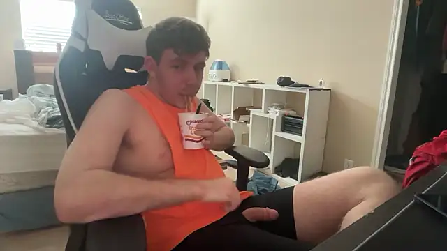 eddieeeeee1232 online show from March 2, 8:37 pm