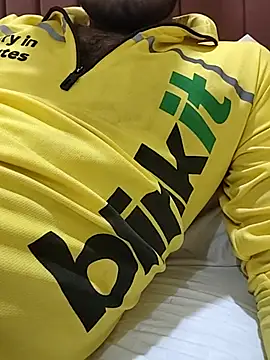 Snapshot of Money_girl_ chatting on November 8, 4:07 pm Money girl online show from November 8, 4:07 pm